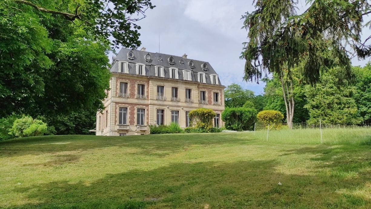 New House in Loisy, France